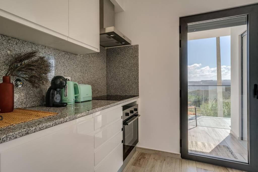 Happiness Apartment - 2Bedroom Apt In Aljezur Eksteriør billede